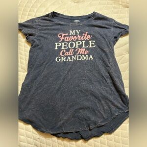 Women’s M “Grandma” tshirt